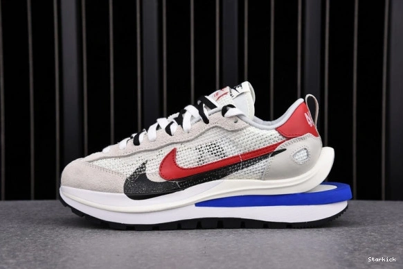 Vaporwaffle  sacai Sport Royal CV1363-100 Nike Game Fuchsia 0211